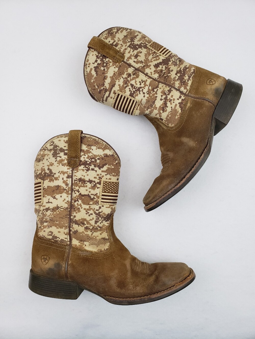 Ariat Digi Camo American Flag Square Toed Boots Youth Size 4